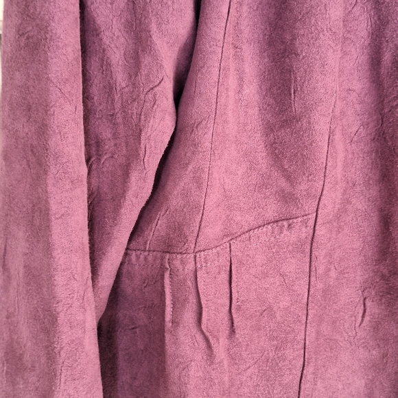 RQT Women's Purple Blouse Long Sleeve Curve Yoke Collar/Cuffs Button Front - Picture 5 of 8